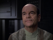 extant_StarTrek_VOY_6x12-BlinkOfAnEye_02038.jpg