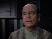 extant_StarTrek_VOY_6x12-BlinkOfAnEye_02043.jpg