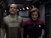 extant_StarTrek_VOY_6x12-BlinkOfAnEye_02129.jpg