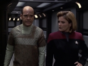 extant_StarTrek_VOY_6x12-BlinkOfAnEye_02133.jpg