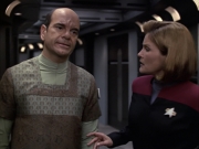 extant_StarTrek_VOY_6x12-BlinkOfAnEye_02138.jpg