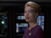 extant_StarTrek_VOY_6x12-BlinkOfAnEye_02204.jpg