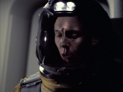 extant_StarTrek_VOY_6x12-BlinkOfAnEye_02313.jpg
