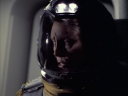 extant_StarTrek_VOY_6x12-BlinkOfAnEye_02352.jpg