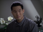 extant_StarTrek_VOY_6x12-BlinkOfAnEye_02926.jpg