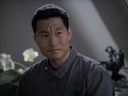 extant_StarTrek_VOY_6x12-BlinkOfAnEye_02964.jpg