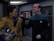Filename=extant_StarTrek_VOY_6x12-BlinkOfAnEye_03309.jpg
Filesize=171KiB
Dimensions=1200x900
Date added=Dec 28, 2019 extant_StarTrek_VOY_6x12-BlinkOfAnEye_03309.jpg
