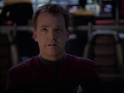 extant_StarTrek_VOY_6x12-BlinkOfAnEye_03456.jpg