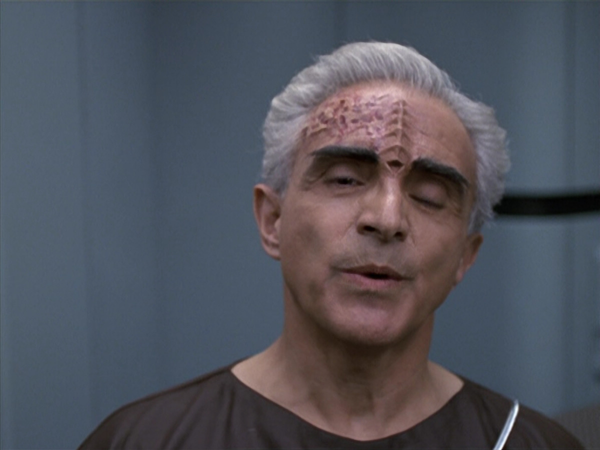 extant_StarTrek_VOY_6x13-Virtuoso_00022.jpg