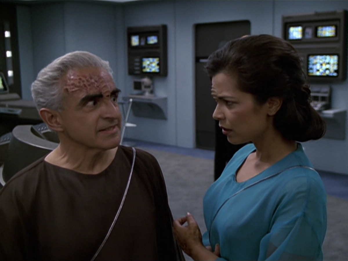 extant_StarTrek_VOY_6x13-Virtuoso_00103.jpg