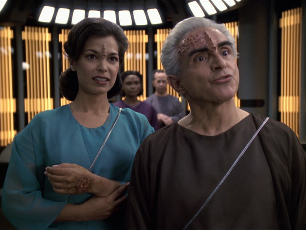 extant_StarTrek_VOY_6x13-Virtuoso_00170.jpg