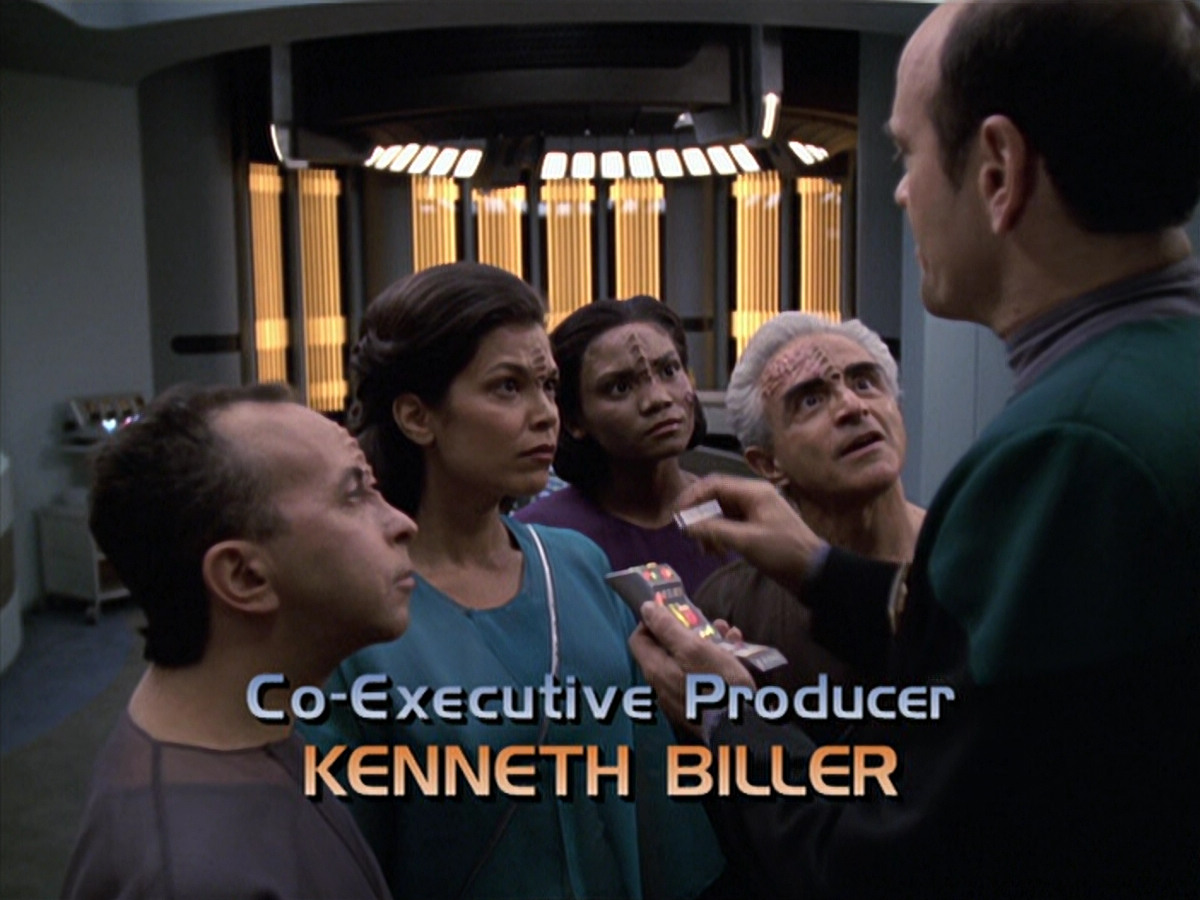 extant_StarTrek_VOY_6x13-Virtuoso_00522.jpg