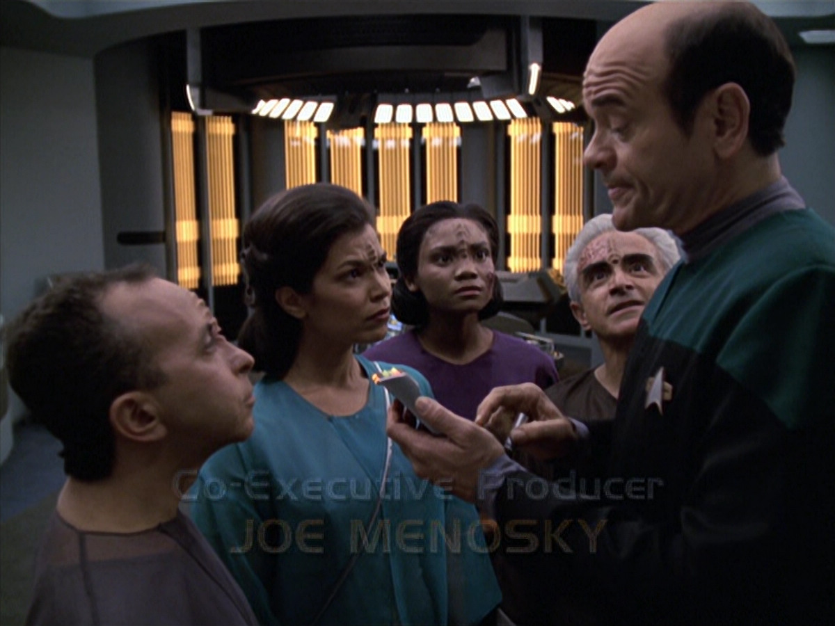 extant_StarTrek_VOY_6x13-Virtuoso_00529.jpg