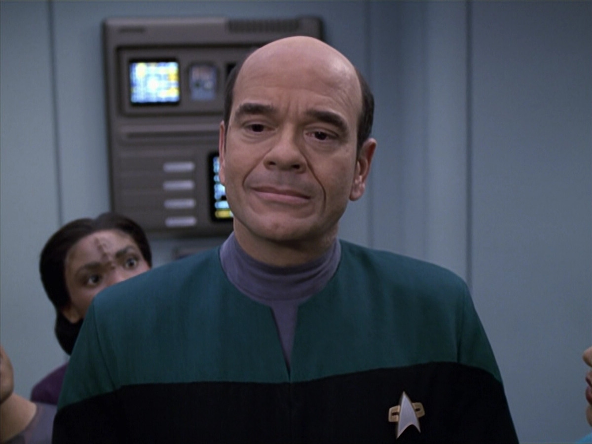extant_StarTrek_VOY_6x13-Virtuoso_00636.jpg