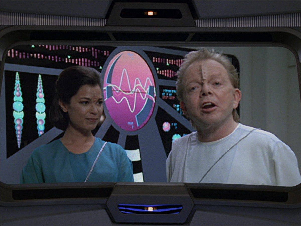 extant_StarTrek_VOY_6x13-Virtuoso_00692.jpg