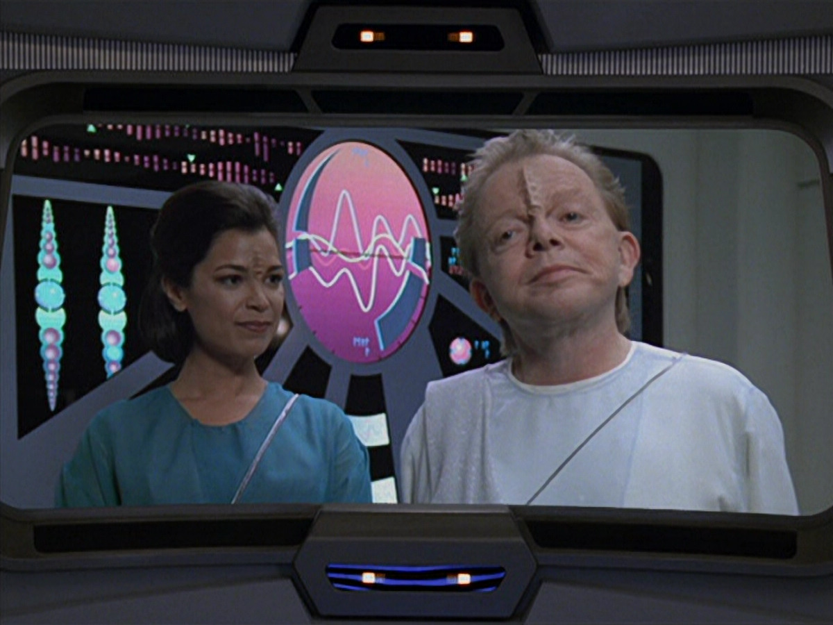 extant_StarTrek_VOY_6x13-Virtuoso_00693.jpg
