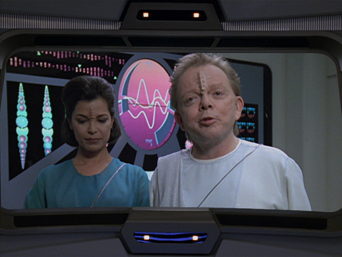 extant_StarTrek_VOY_6x13-Virtuoso_00706.jpg