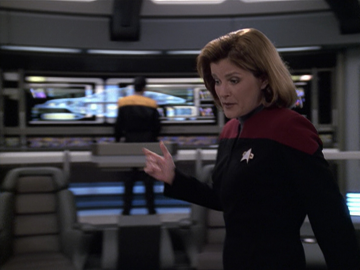 extant_StarTrek_VOY_6x13-Virtuoso_00730.jpg
