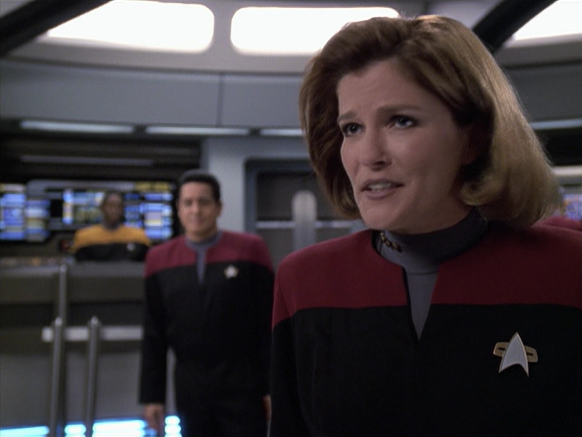 extant_StarTrek_VOY_6x13-Virtuoso_00742.jpg