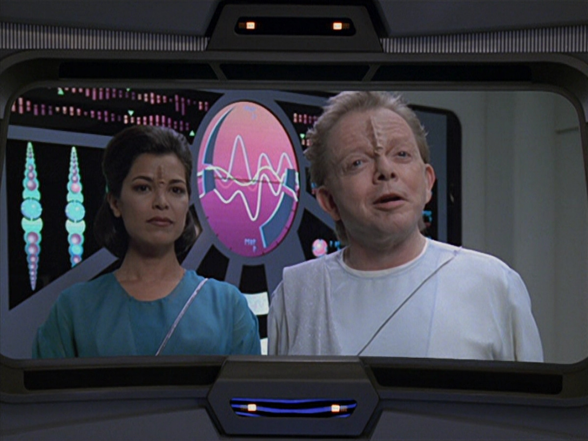extant_StarTrek_VOY_6x13-Virtuoso_00767.jpg