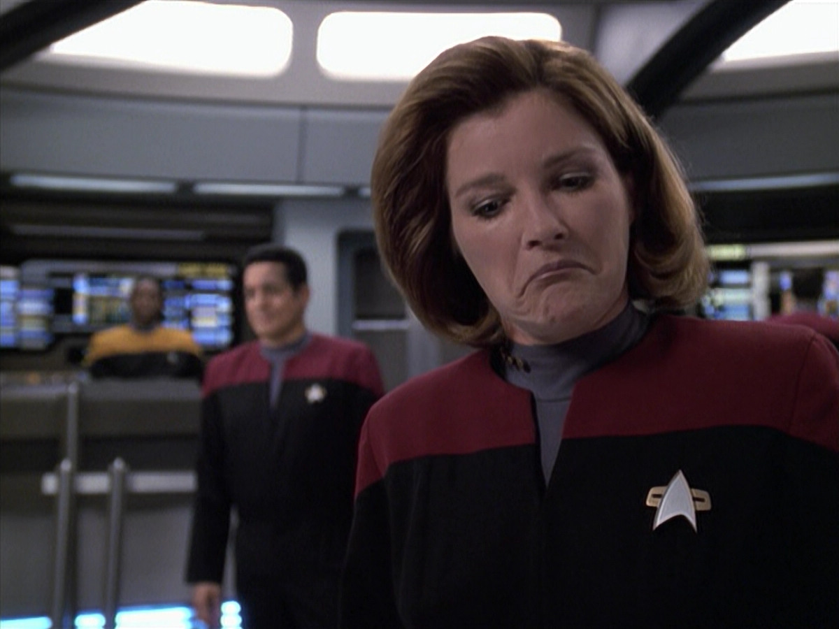 extant_StarTrek_VOY_6x13-Virtuoso_00769.jpg