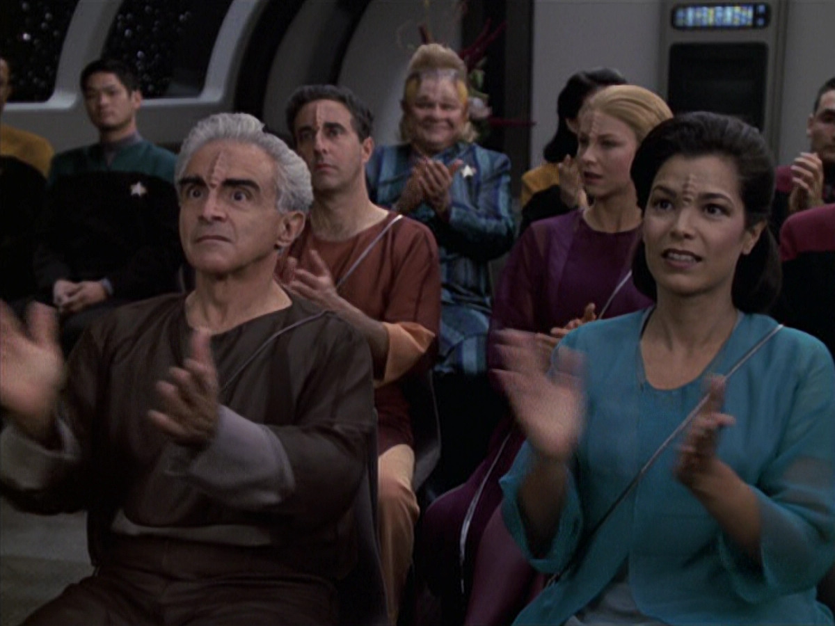 extant_StarTrek_VOY_6x13-Virtuoso_00818.jpg