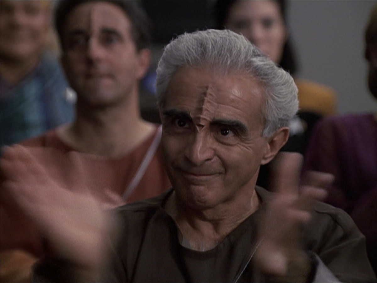 extant_StarTrek_VOY_6x13-Virtuoso_00844.jpg