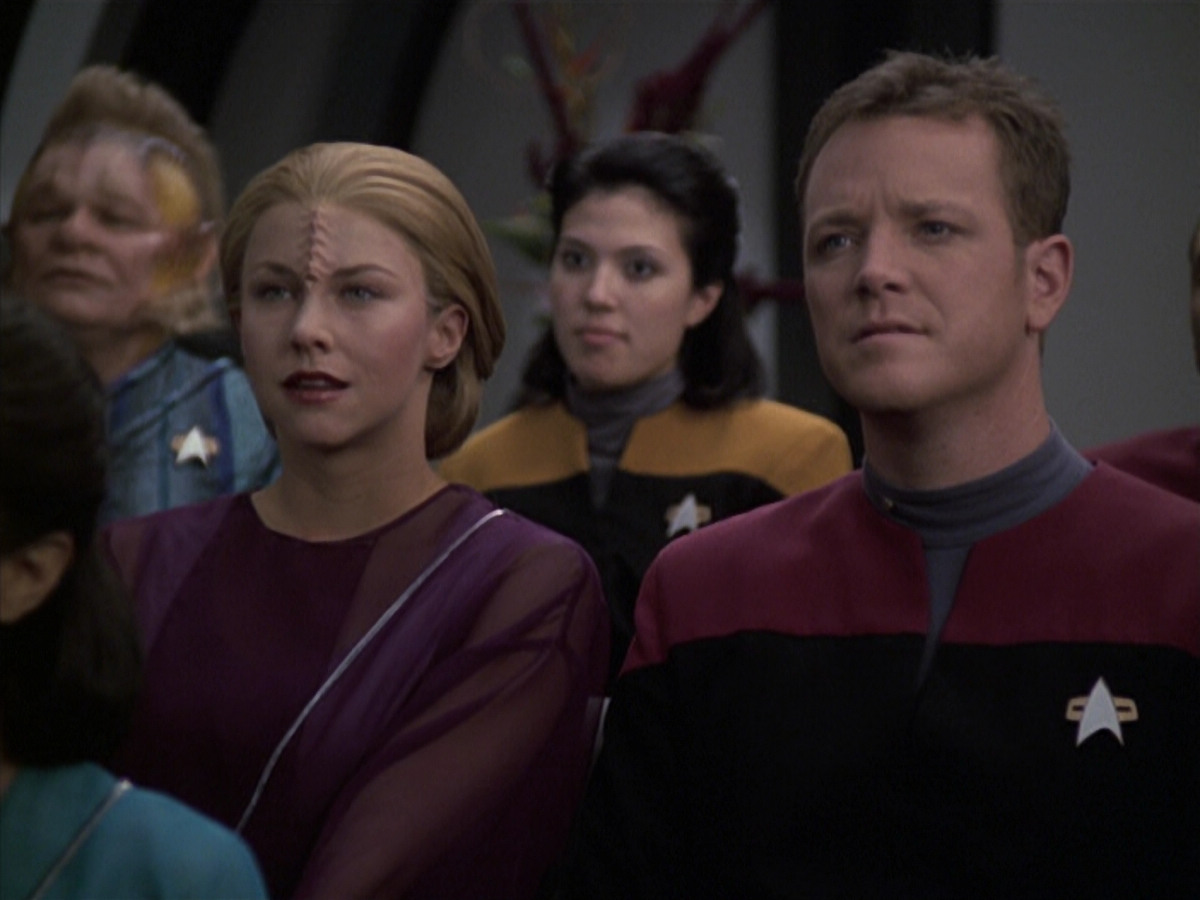 extant_StarTrek_VOY_6x13-Virtuoso_00857.jpg