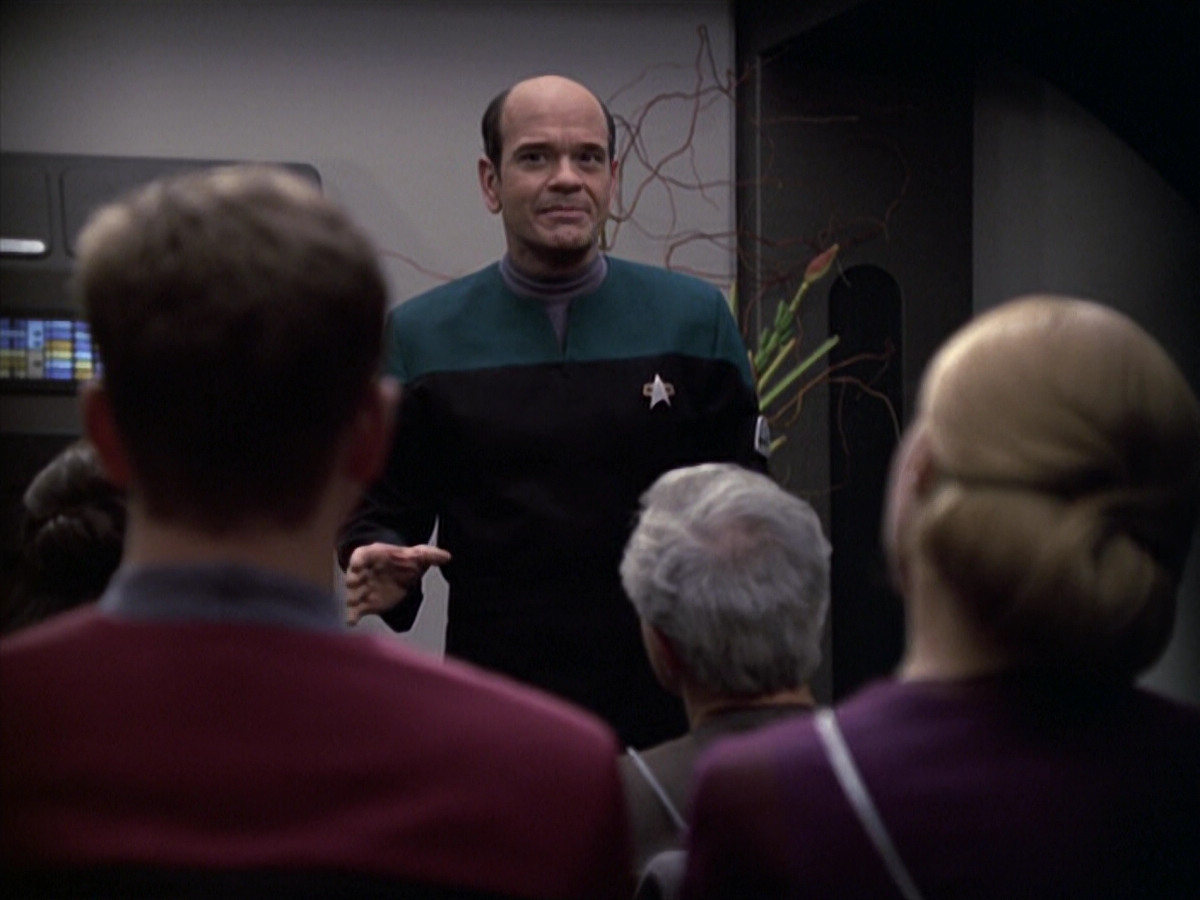 extant_StarTrek_VOY_6x13-Virtuoso_00864.jpg