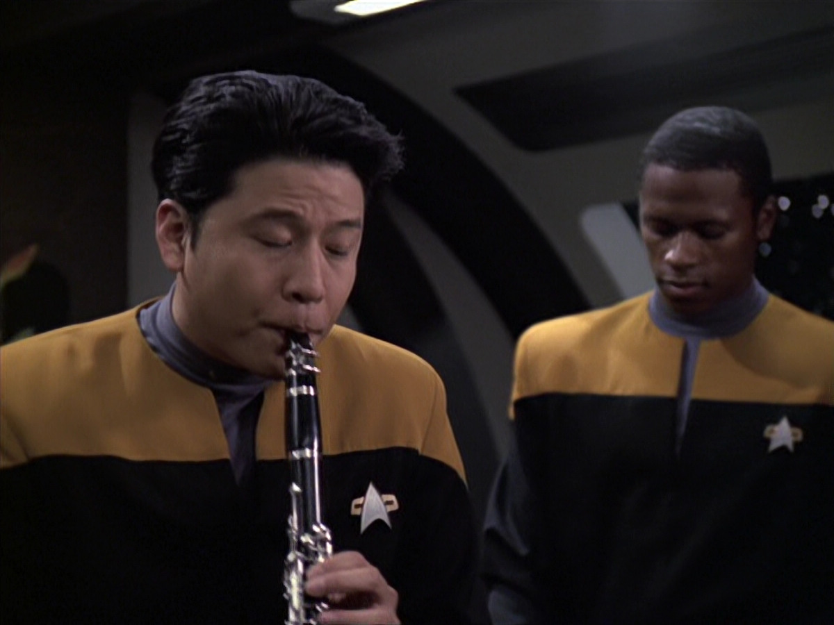 extant_StarTrek_VOY_6x13-Virtuoso_00909.jpg
