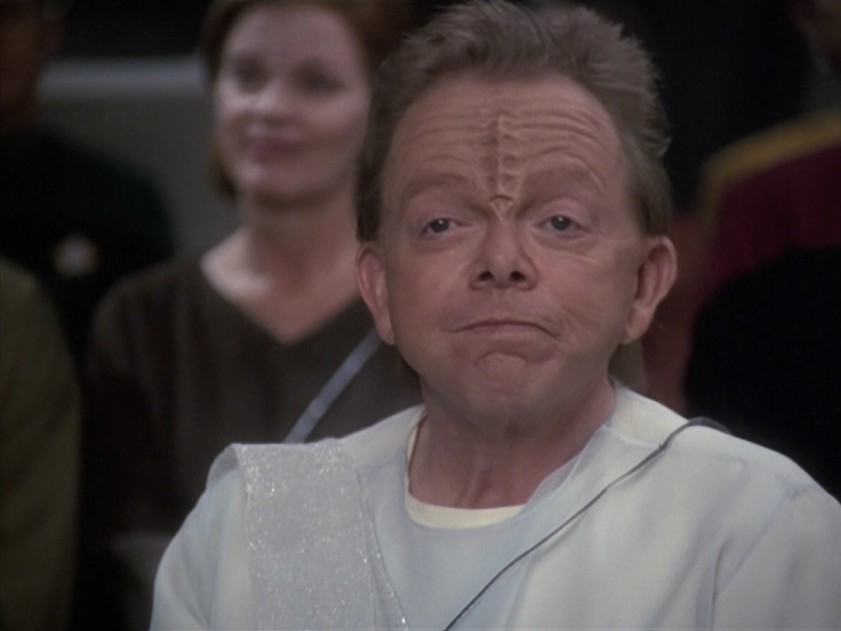 extant_StarTrek_VOY_6x13-Virtuoso_00987.jpg