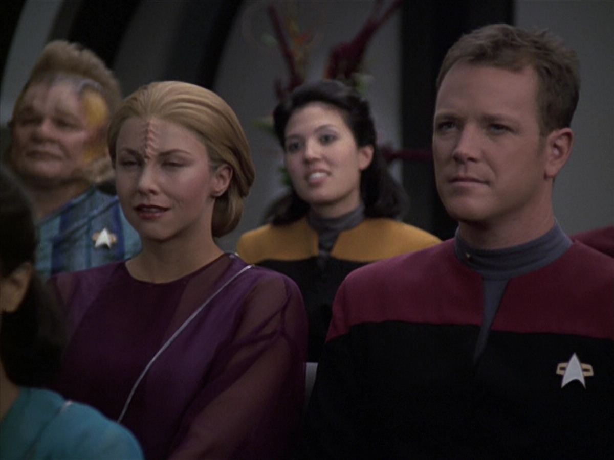 extant_StarTrek_VOY_6x13-Virtuoso_00999.jpg