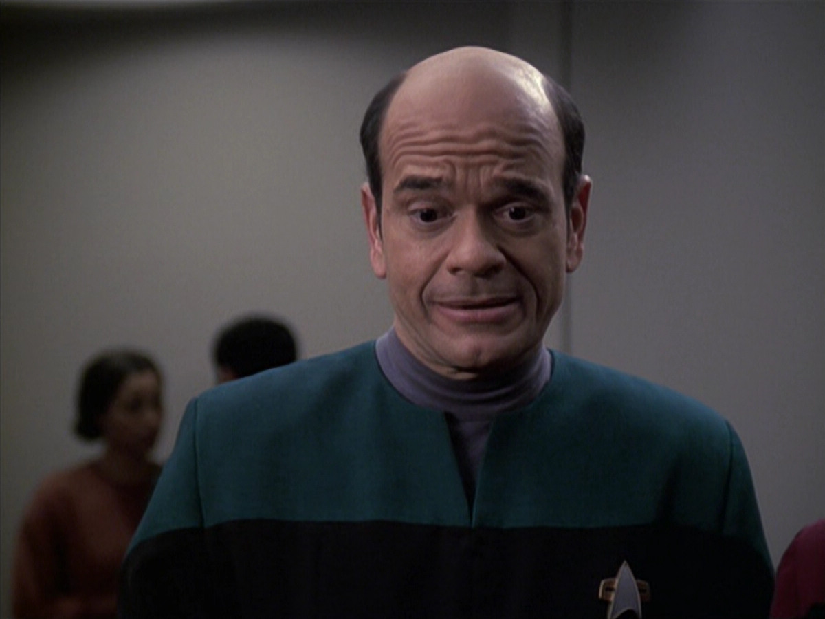 extant_StarTrek_VOY_6x13-Virtuoso_01098.jpg