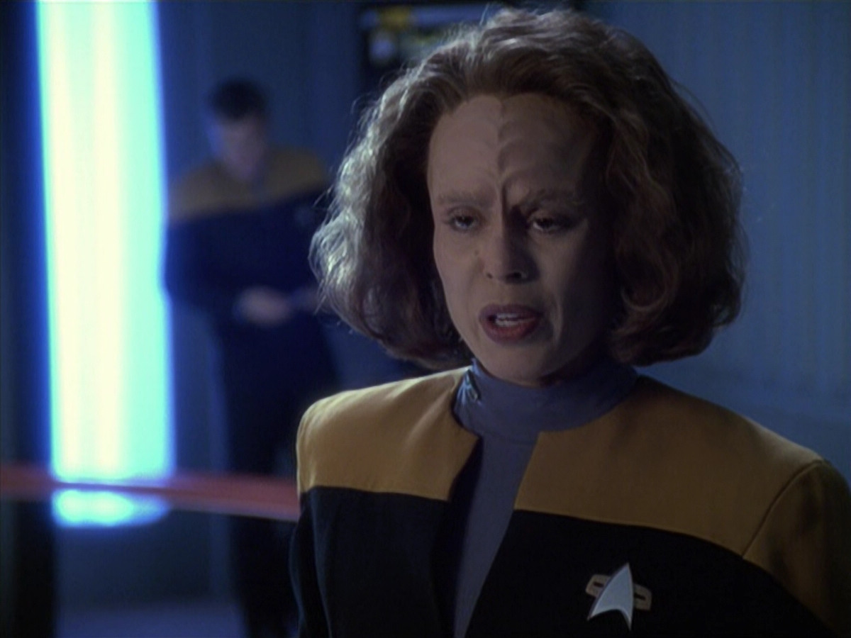extant_StarTrek_VOY_6x13-Virtuoso_01213.jpg