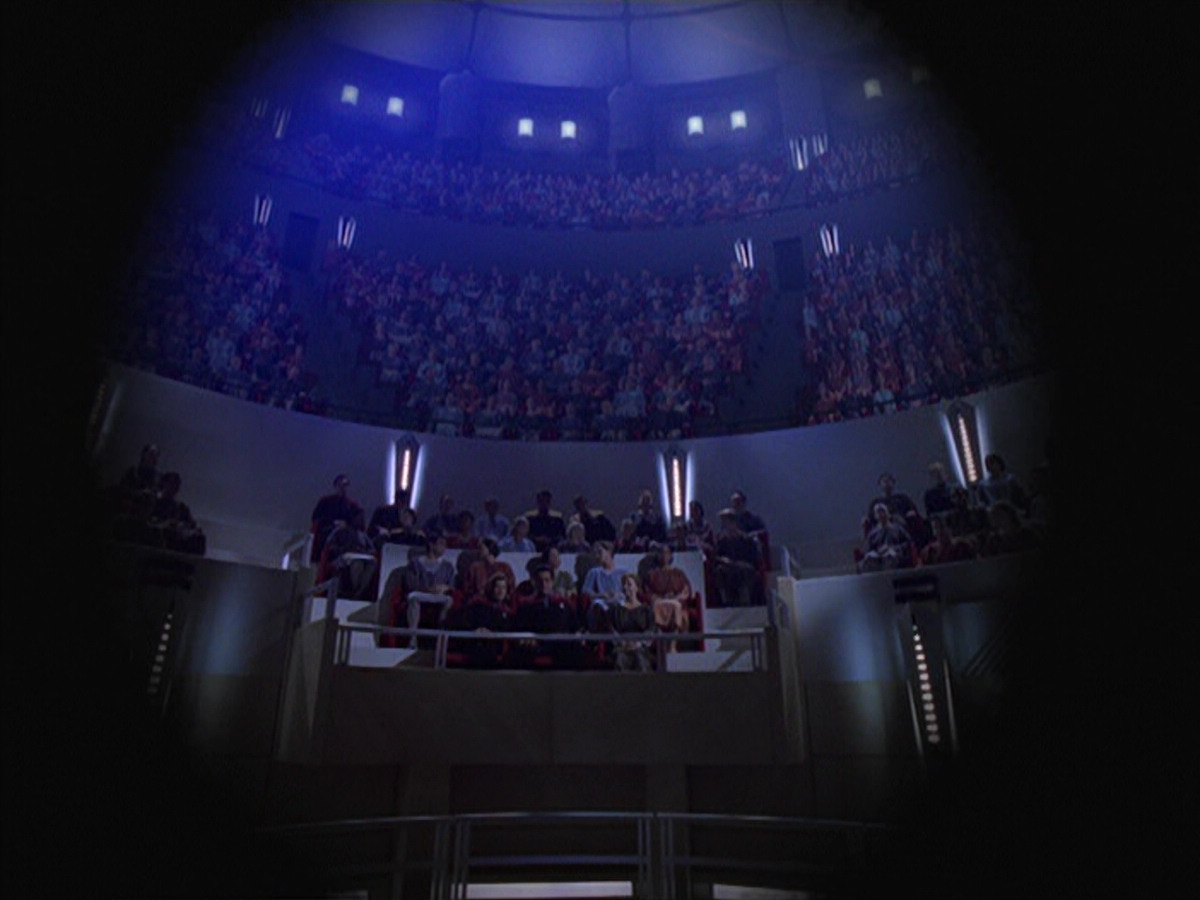 extant_StarTrek_VOY_6x13-Virtuoso_01321.jpg