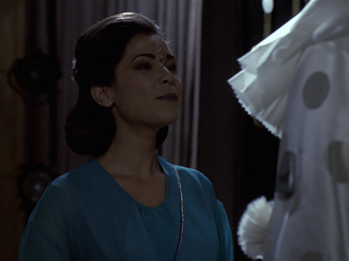 extant_StarTrek_VOY_6x13-Virtuoso_01348.jpg