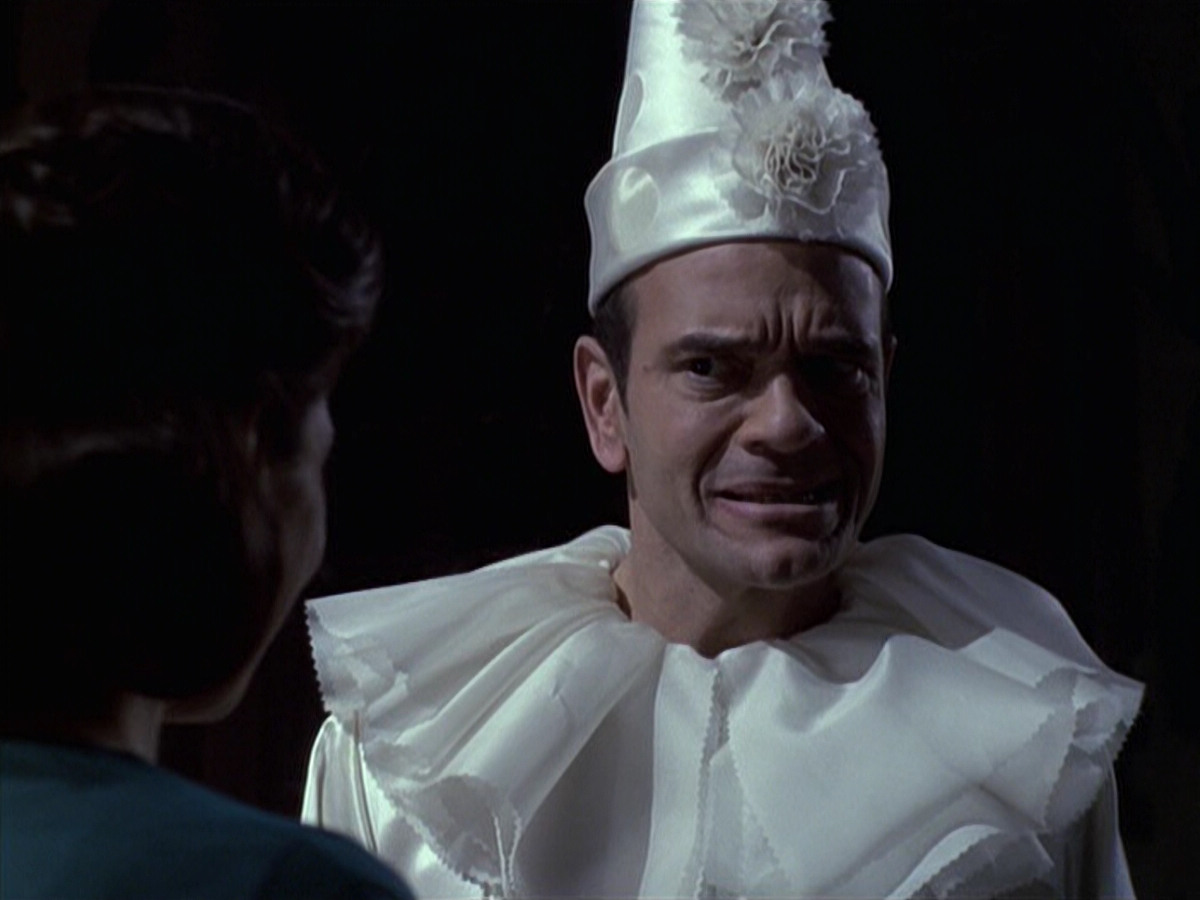 extant_StarTrek_VOY_6x13-Virtuoso_01355.jpg