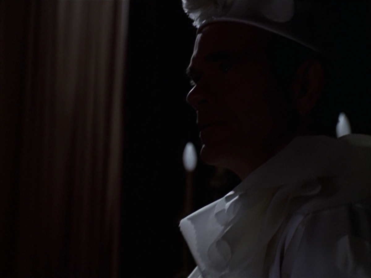 extant_StarTrek_VOY_6x13-Virtuoso_01368.jpg