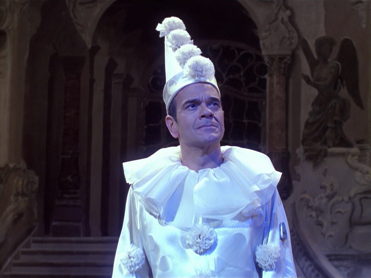 extant_StarTrek_VOY_6x13-Virtuoso_01380.jpg