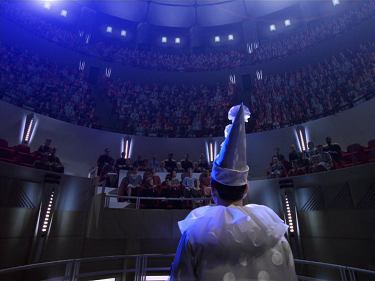 extant_StarTrek_VOY_6x13-Virtuoso_01385.jpg