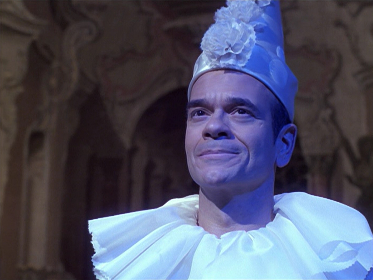 extant_StarTrek_VOY_6x13-Virtuoso_01412.jpg