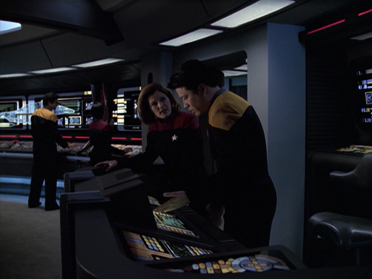 extant_StarTrek_VOY_6x13-Virtuoso_01430.jpg