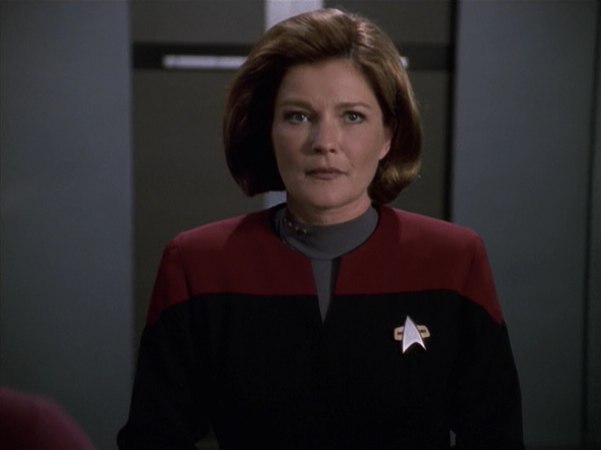 extant_StarTrek_VOY_6x13-Virtuoso_01476.jpg