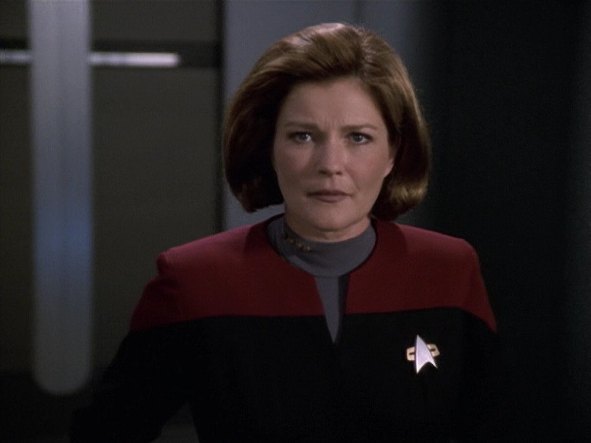 extant_StarTrek_VOY_6x13-Virtuoso_01477.jpg