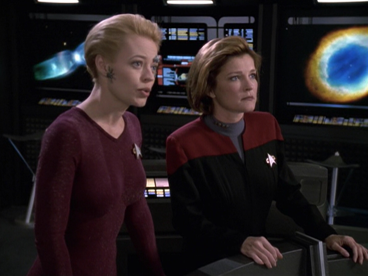extant_StarTrek_VOY_6x13-Virtuoso_01493.jpg