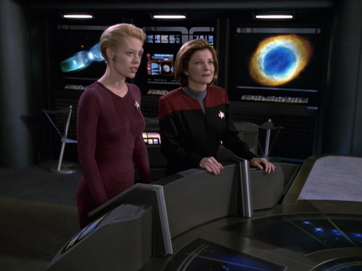extant_StarTrek_VOY_6x13-Virtuoso_01502.jpg