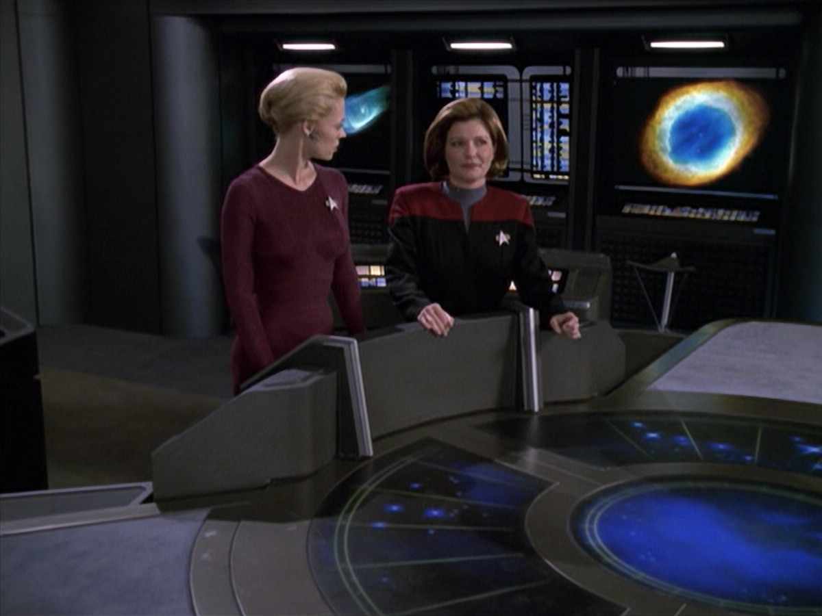 extant_StarTrek_VOY_6x13-Virtuoso_01512.jpg