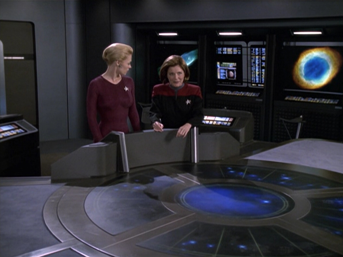 extant_StarTrek_VOY_6x13-Virtuoso_01527.jpg