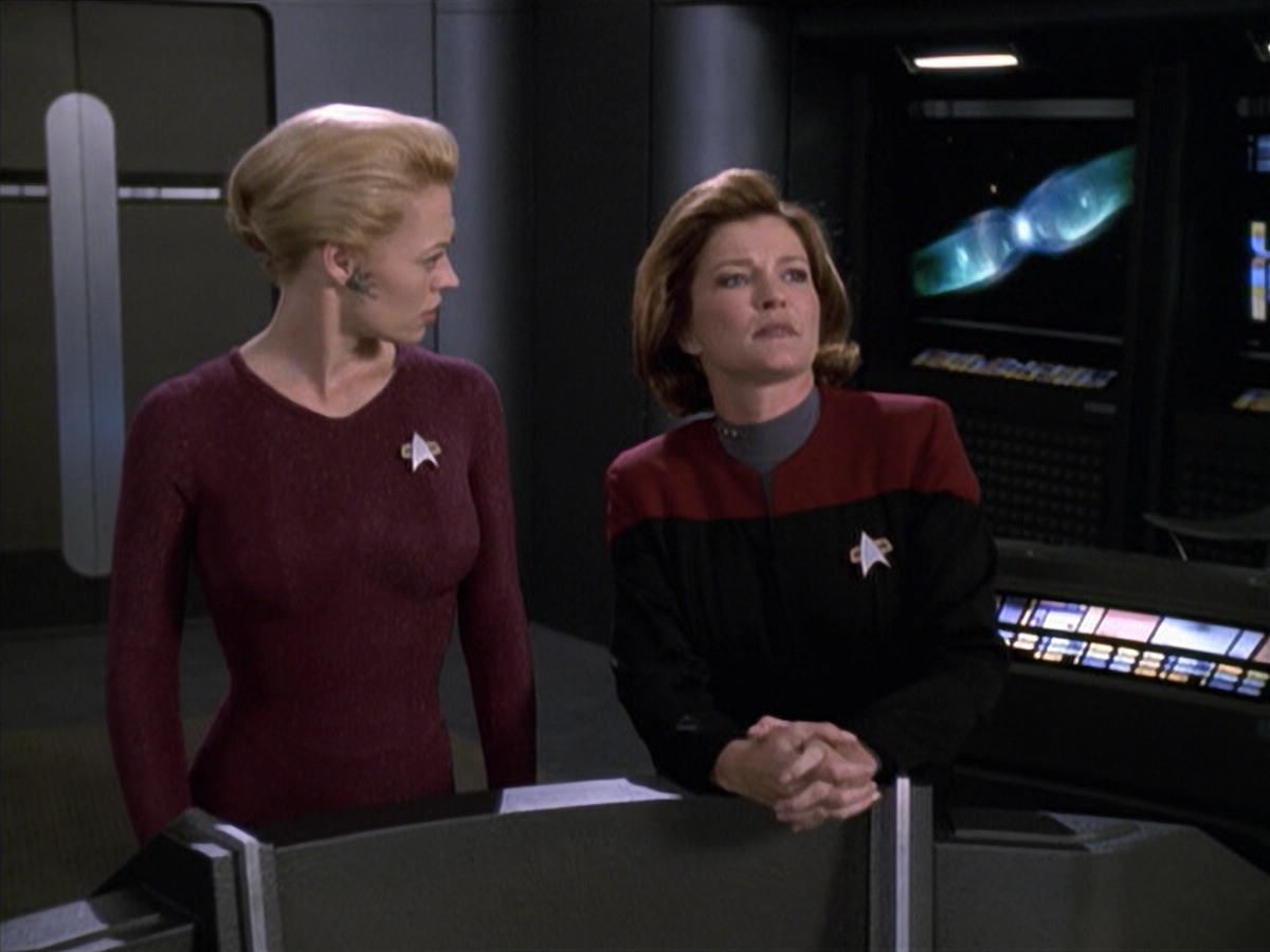 extant_StarTrek_VOY_6x13-Virtuoso_01554.jpg