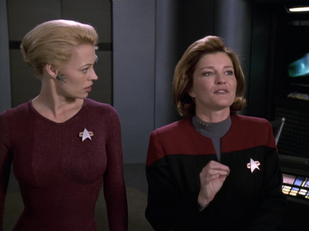 extant_StarTrek_VOY_6x13-Virtuoso_01584.jpg